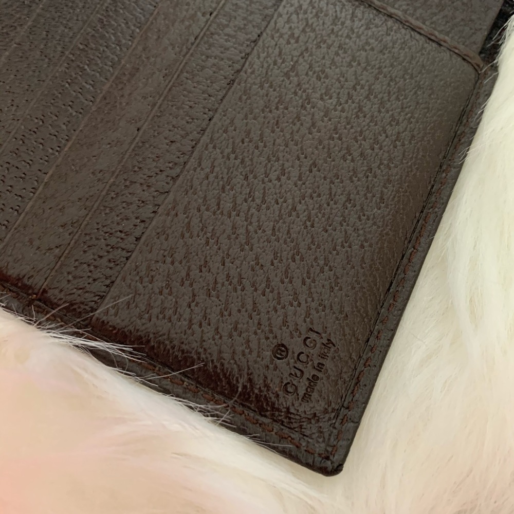 COPY - Wallet - Picture 9 of 16